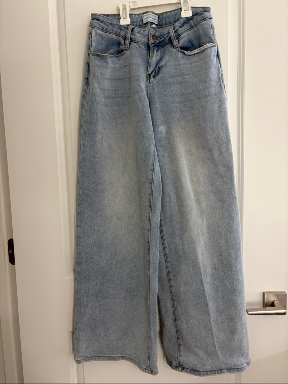 low rise wide leg Austin Landing jeans